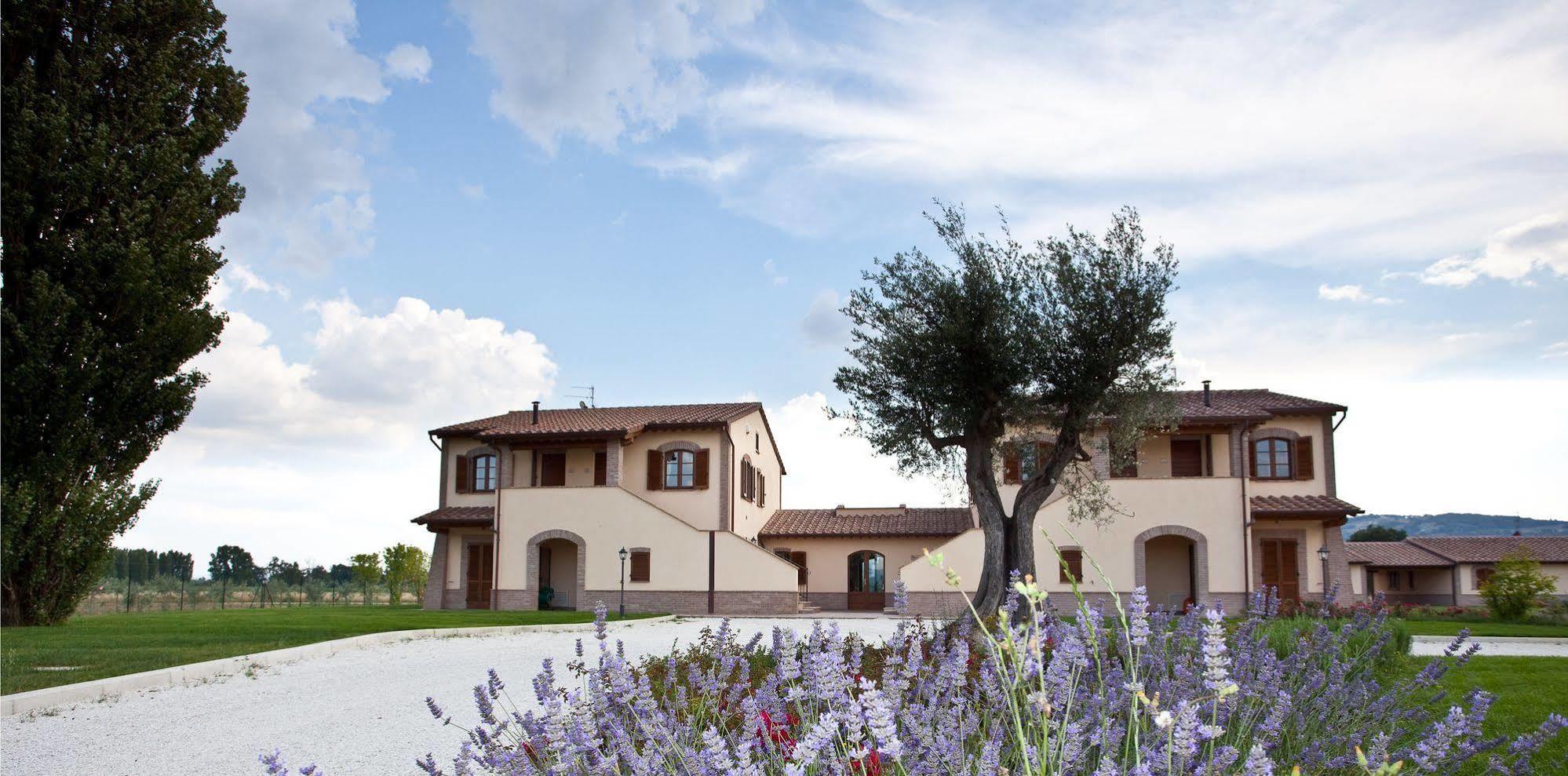 Agriturismo Le Rondini Di Francesco Di Assisi Cannara Exterior foto
